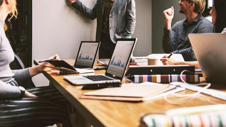 Why is it profitable to organize tailor-made Excel training for your employees with StratOf?